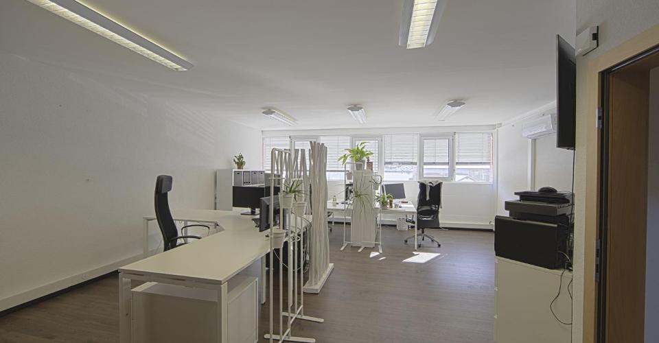 Exclusivité - Bureau et place de parking - Sion