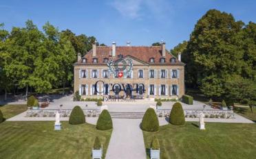 Château 25 pièces - image - 2