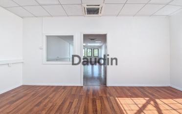 Office - image - 1