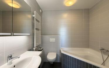 Apartment 4 rooms - image - 8