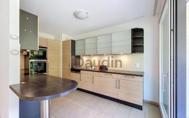 Apartment 4 rooms - image - 8