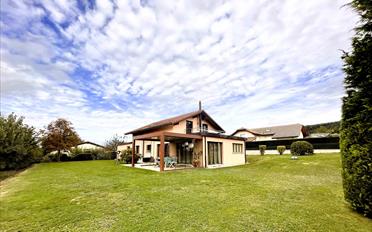Villa 7.5 Zimmer - image - 1