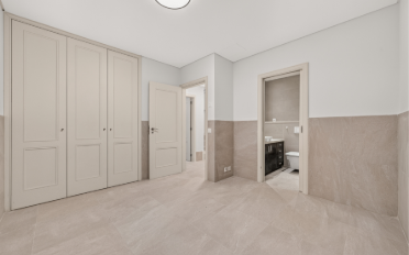 Maison jumelée 7 pièces - image - 8