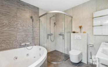 Single house 8.5 rooms - image - 13