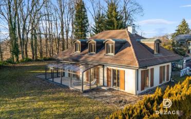 Einfamilienhaus 7.5 Zimmer - image - 1