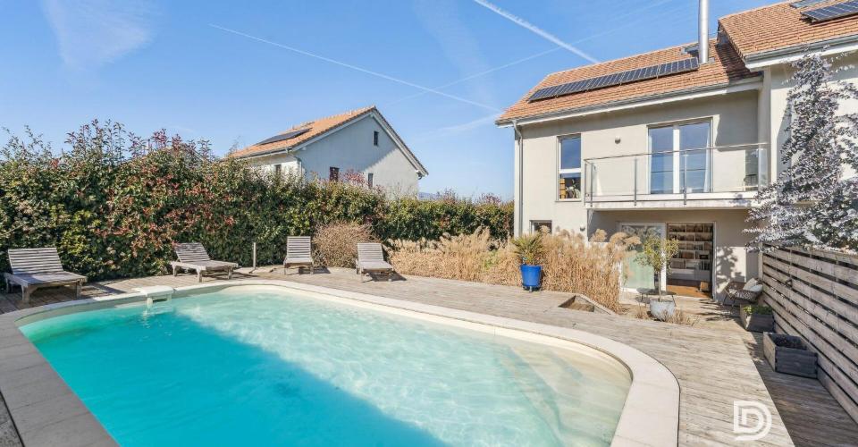 À 8 min de Versoix - maison de 2016 avec piscine, au calme et technique moderne