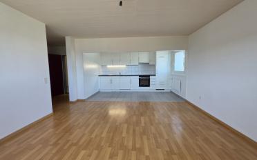 Apartment 4 rooms - image - 3