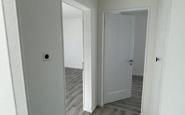 Apartment 4 rooms - image - 5