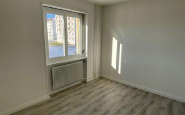 Apartment 4 rooms - image - 7