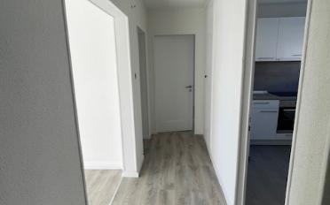 Apartment 4 rooms - image - 8