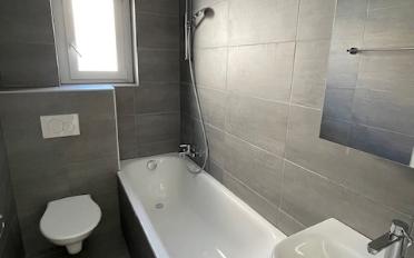 Apartment 4 rooms - image - 9