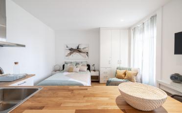 Furnished flat 1.5 rooms - image - 1