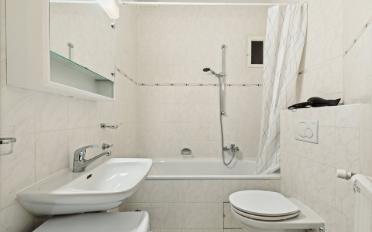 Furnished flat 2 rooms - image - 3