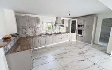 Einfamilienhaus 7.5 Zimmer - image - 3