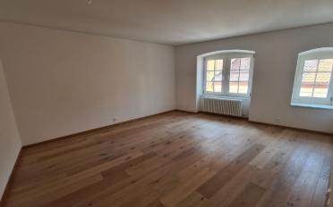 Apartment 4 rooms - image - 3
