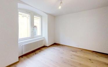 Apartment 4 rooms - image - 5