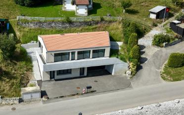 Einfamilienhaus 6.5 Zimmer - image - 1