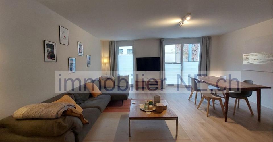 Appartement moderne de 3,5 pièces bénéficiant d'une terrasse et d'un garage