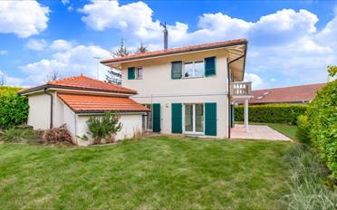 Maison 7 pièces - image - 1