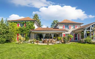 Ferme 8 pièces - image - 1