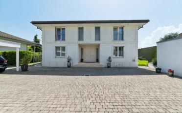 Single house 12 rooms - image - 13