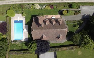 Villa 10.5 pièces - image - 11