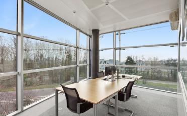 Bureau - image - 12