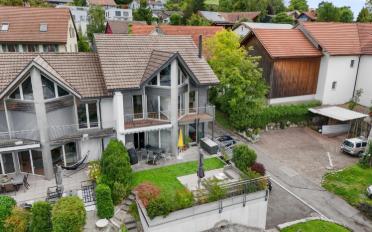 Bifamiliar house 5.5 rooms - image - 1