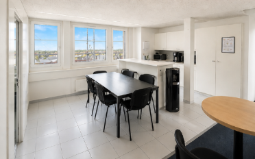 Bureau - image - 2
