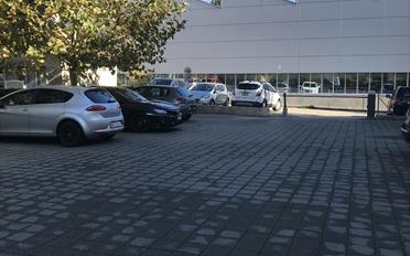 offener Parkplatz - image - 1