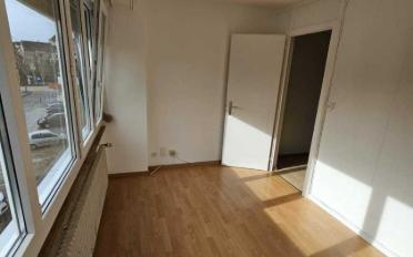 Apartment 4 rooms - image - 9