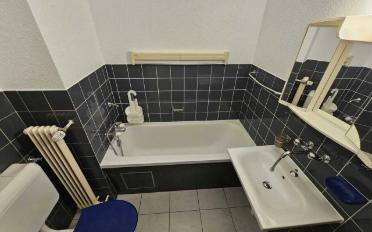 Apartment 4 rooms - image - 13