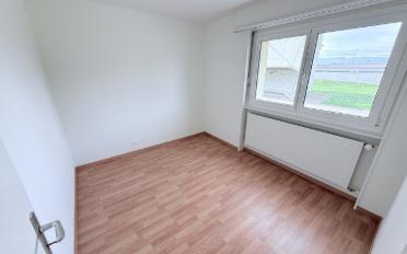Apartment 4 rooms - image - 7