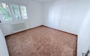 Apartment 4 rooms - image - 3