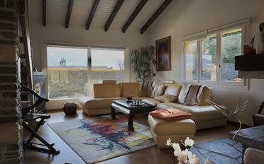Chalet 7.5 pièces - image - 1