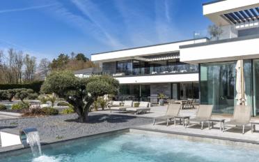 Maison 17 pièces - image - 2