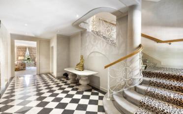 Single house 18 rooms - image - 3