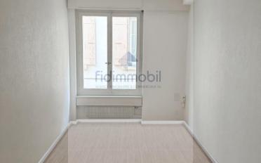 Office - image - 9