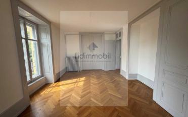 Apartment 4 rooms - image - 2