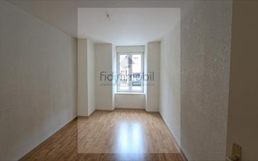 Apartment 4 rooms - image - 3