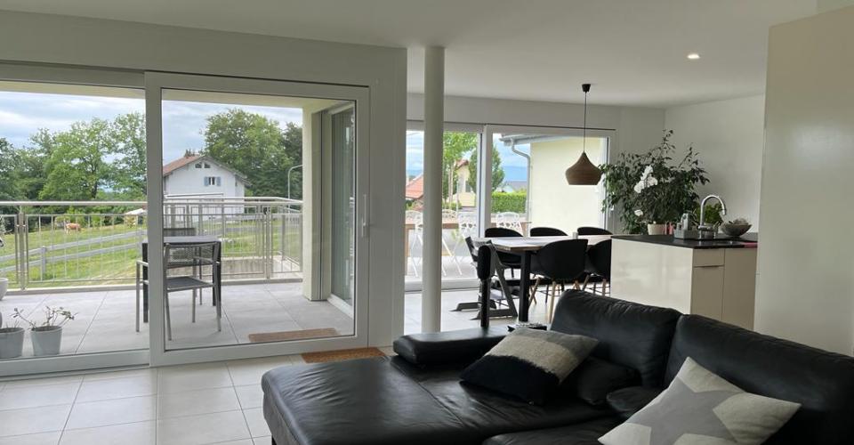 Magnifique duplex de 6.5 pièces à Froideville – Vue imprenable et cadre privilégié