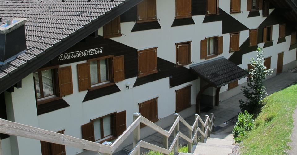 Magnifique 3.5 pièces avec terrasses, jardin et Garage
