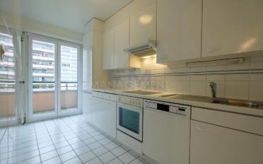 Apartment 4 rooms - image - 1