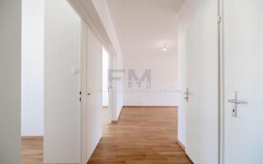 Apartment 4 rooms - image - 7