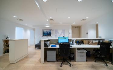 Bureau 4 pièces - image - 11