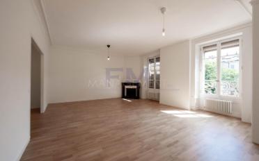 Apartment 4 rooms - image - 3