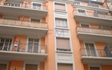 Apartment 4 rooms - image - 3