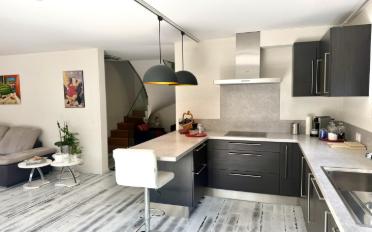 Villa 5.5 Zimmer - image - 1