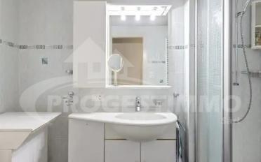 Apartment 6 rooms - image - 2