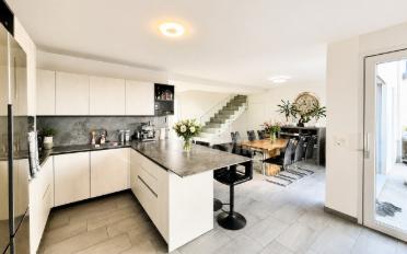 Reihenfamilienhaus 4.5 Zimmer - image - 4